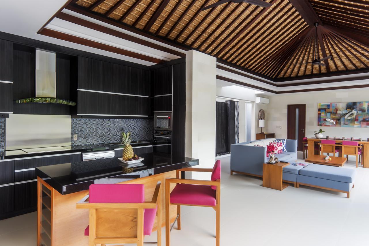 Villa By The Beach Jimbaran Exterior foto