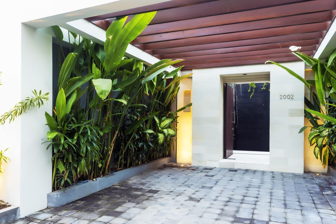 Villa By The Beach Jimbaran Exterior foto