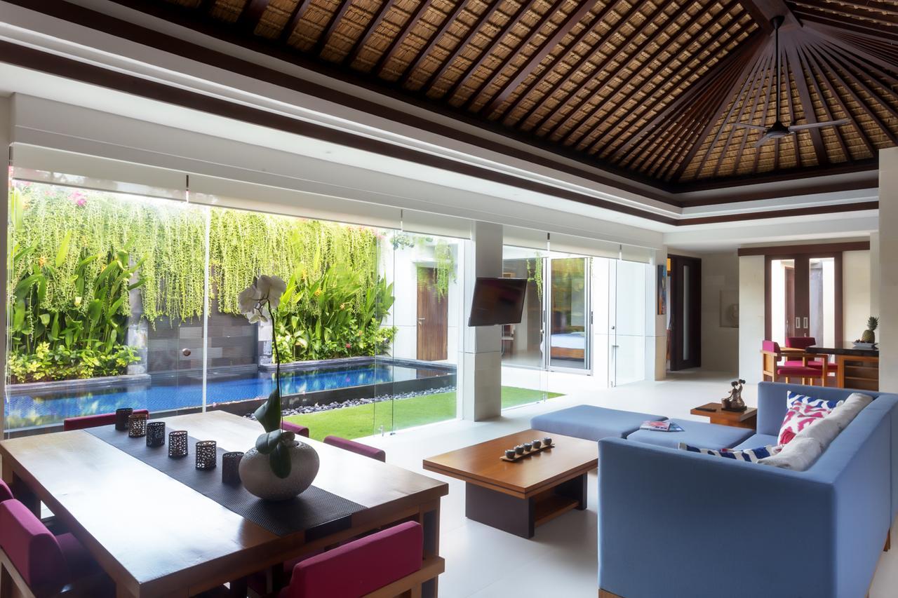 Villa By The Beach Jimbaran Exterior foto