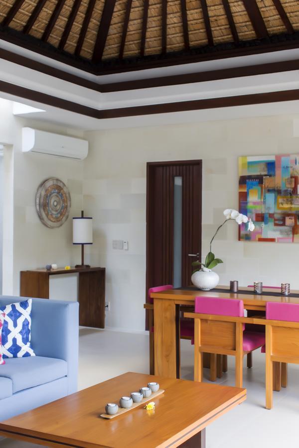 Villa By The Beach Jimbaran Exterior foto