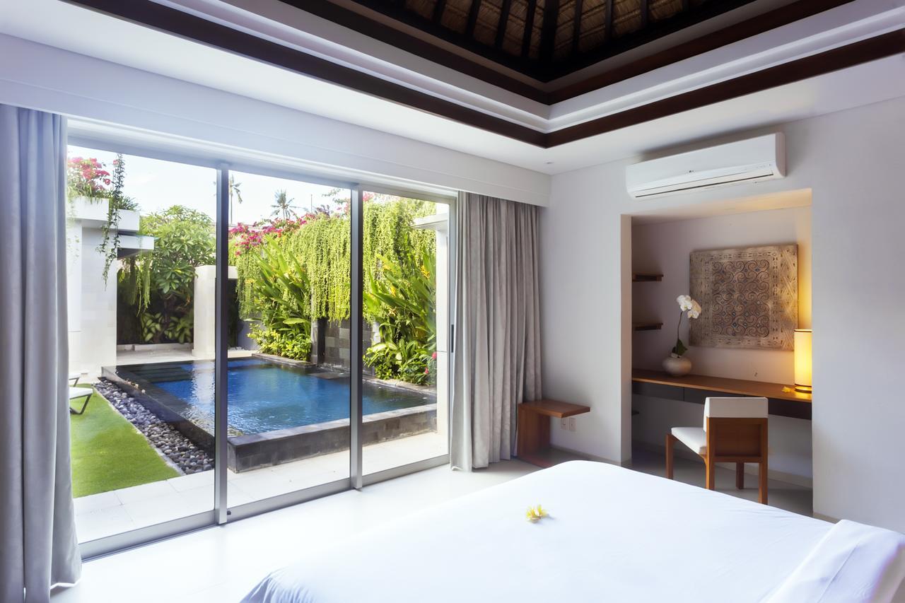 Villa By The Beach Jimbaran Exterior foto